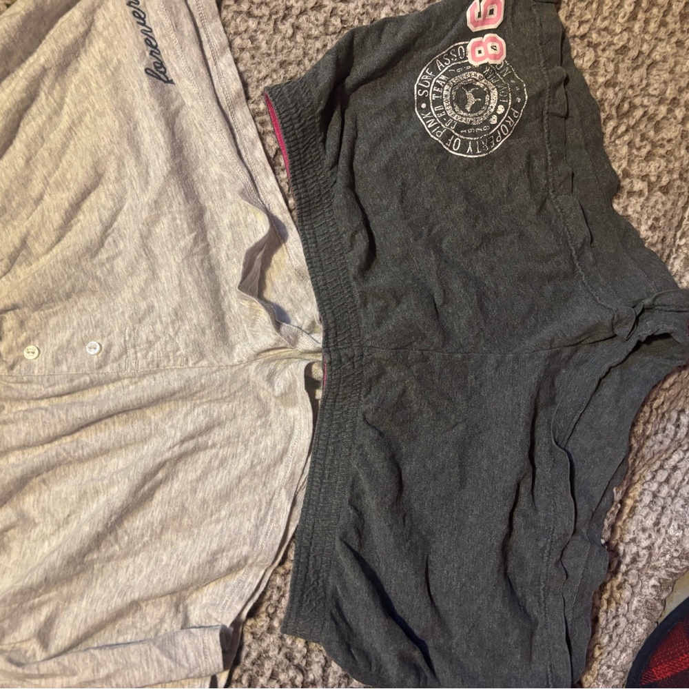 VS PINK PJ/NIGHT SHORTS. ‼️‼️ONLY DARK GRAY ARE AVAILABLE‼️‼️ plz read ⬇️